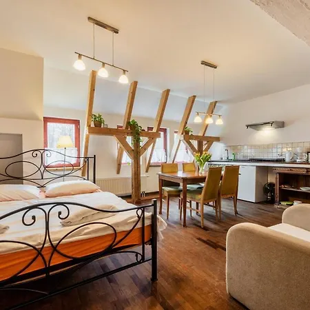 Austeria Semesterbostad